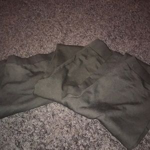 3 pairs of Black lou & grey leggings!